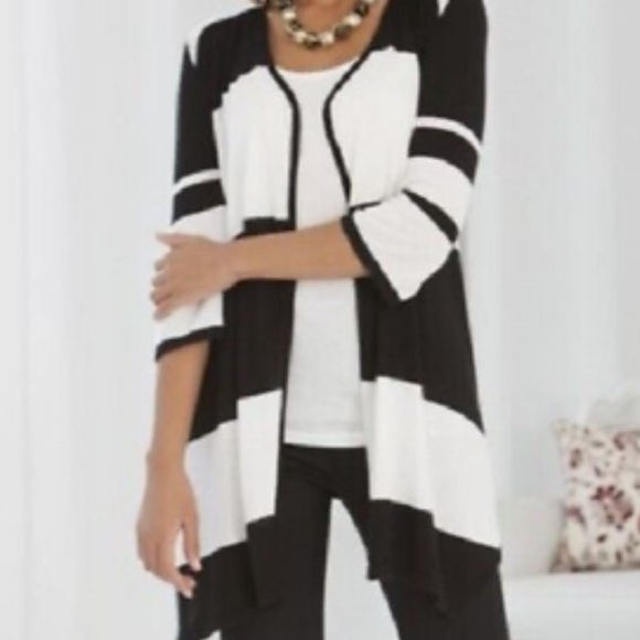 Monroe and Main Black and White Striped Fly Away Cardigan - Picture 1 of 7